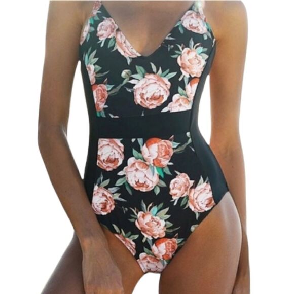 Cupshe Black With Rose Print Swimsuit - Picture 6 of 6